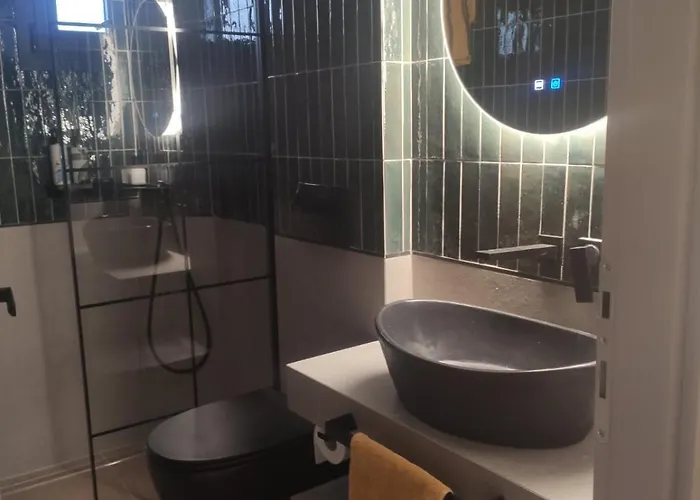 Nasos & Dimitra In *